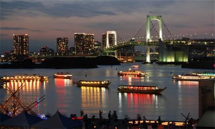 東京灣（Tokyo Bay）